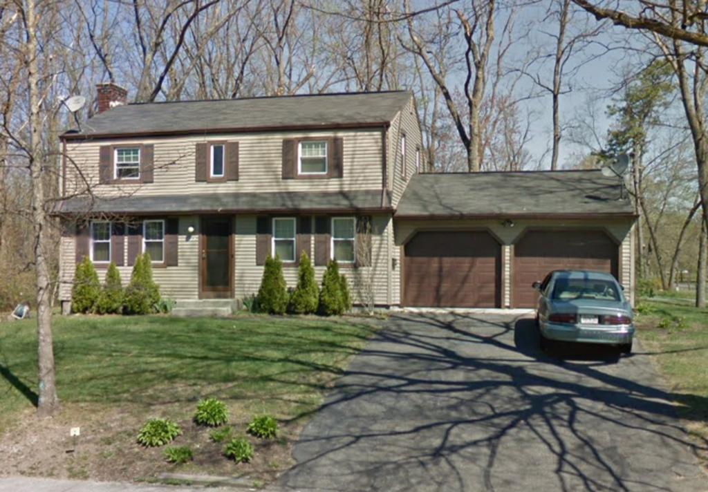 432 Wolf Swamp Road, Longmeadow, MA, US Housecreep