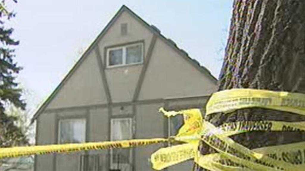 1047 Edderton Avenue, Winnipeg, MB, CA Housecreep