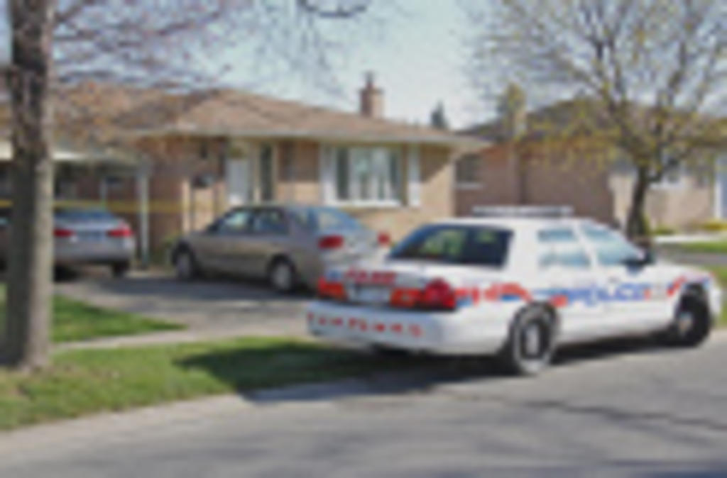 4 Archer Crescent, London, ON, CA Housecreep