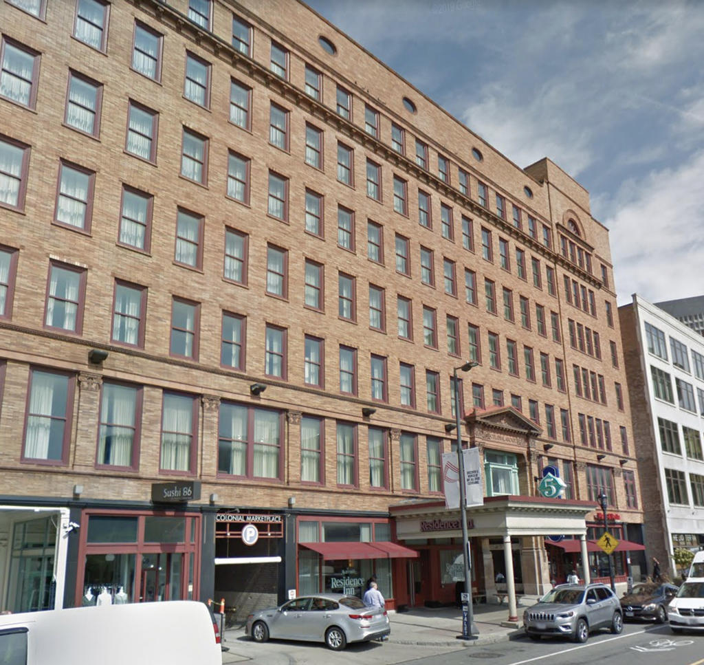 527 Prospect Avenue East, Cleveland, OH, US Housecreep